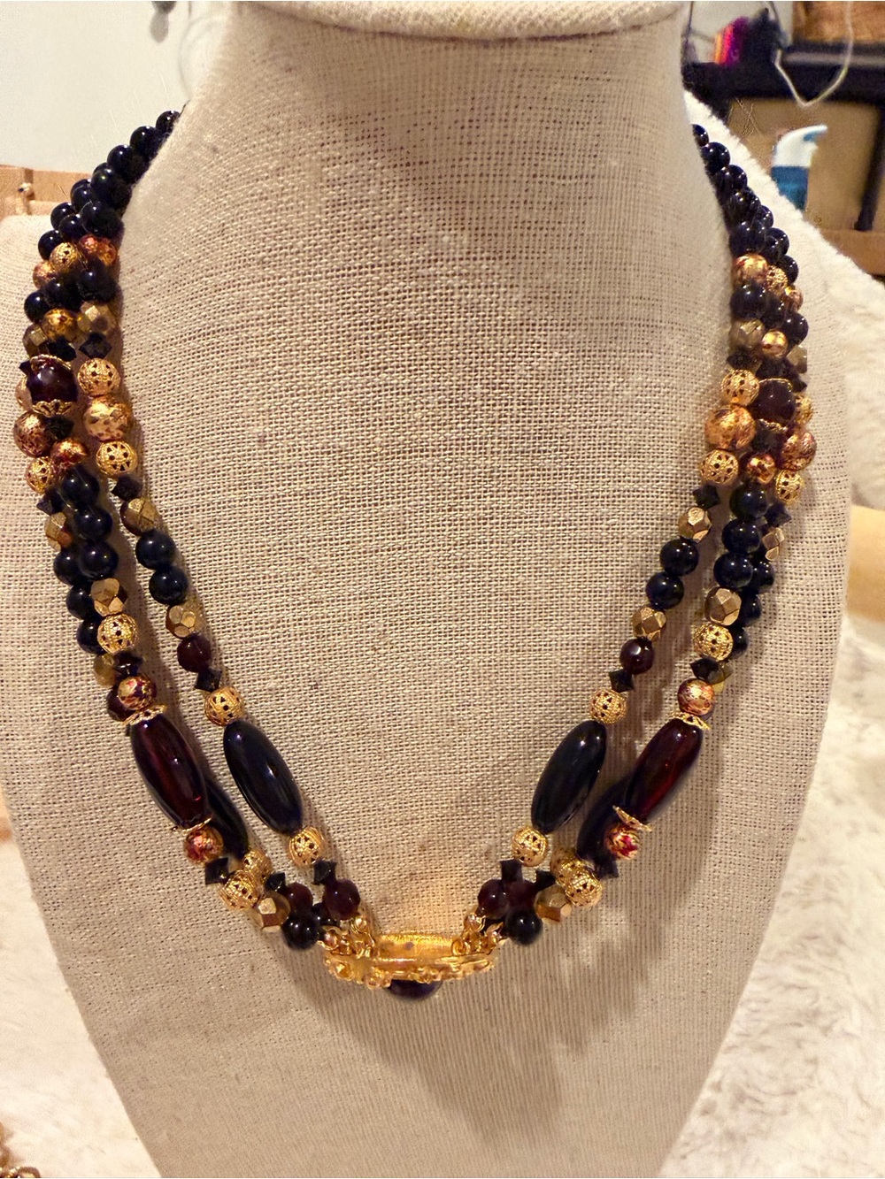 Elegant Vintage Ruby Red, black & Gold Beaded Statement Necklace - Picture 6 of 15